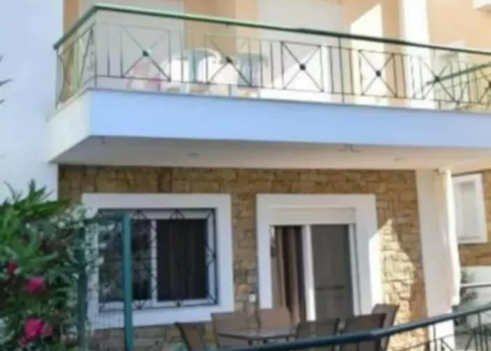 Nikoleta Summer Glow * Kriopigi